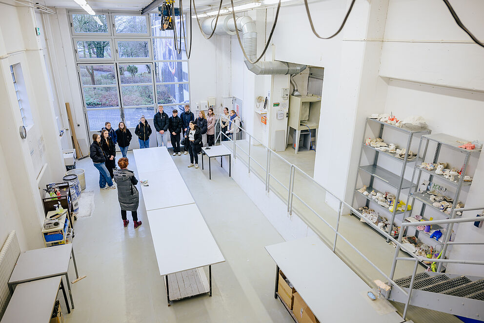 Foto (Universität Paderborn, Mazhiqi) Campustour im Kunstsilo
